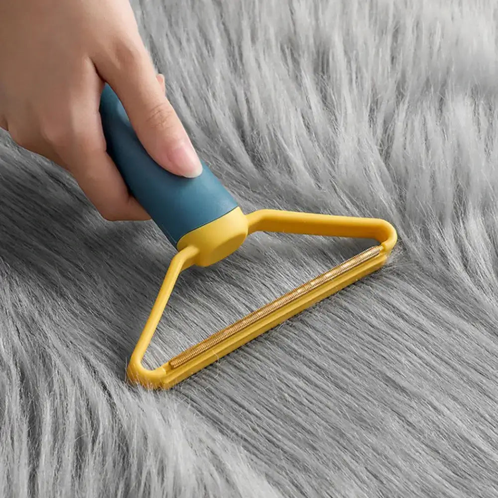 Lint Remover Brush for Clothes Pet Hair and Fabric Pills Cleaner