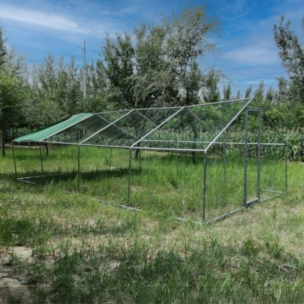 Chicken Run Coop - 344 Sq Ft 8x4x9 ft Galvanized Steel Wire Mesh 1.5 Inch Mesh Size